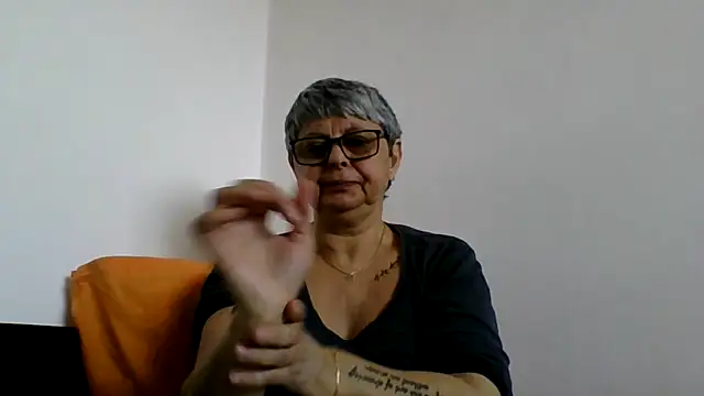 roseblak42 online show from 03.25.26