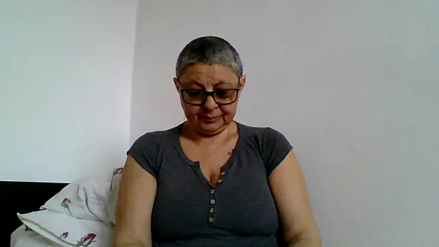 roseblak42 online show from 04.08.26