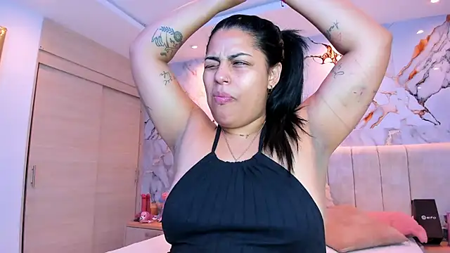 kiana cream online show from 04.18.26