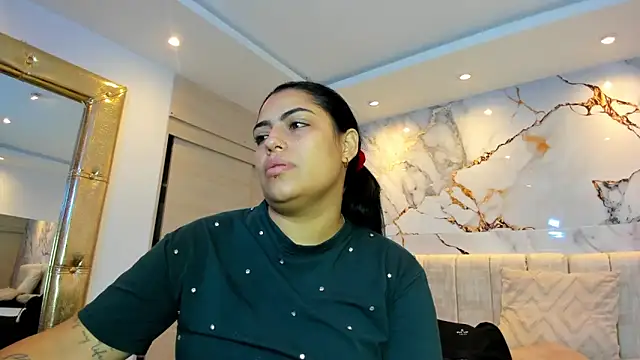 kiana cream online show from 06.19.26