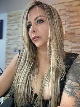  Abril-Office1 online show from 06.29.26