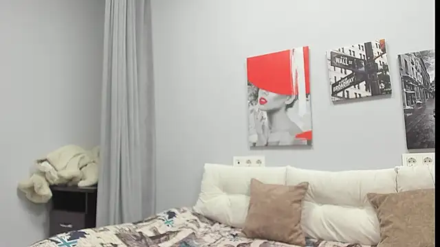 Tiny JuJu online show from 02.10.26