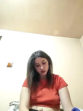 LovelyJulliette online show from 02.18.25