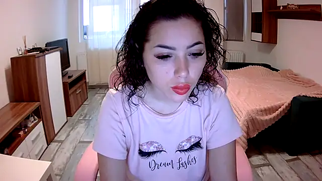 LovelyJulliette online show from 10.07.25