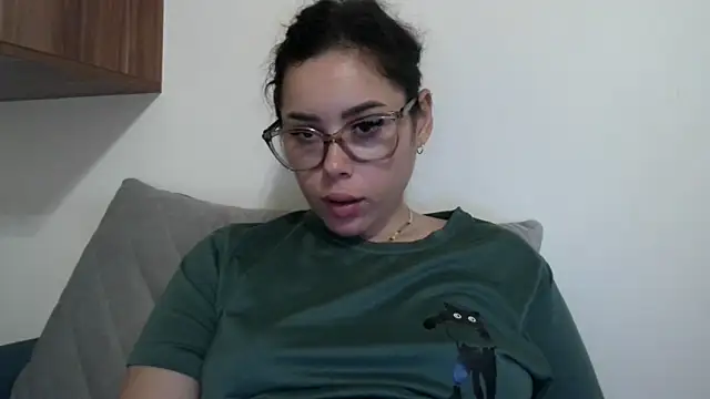 LovelyJulliette online show from 11.14.25