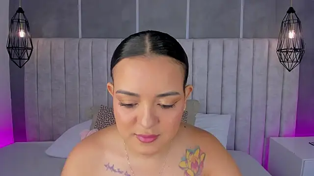 lea gray online show from 04.21.26