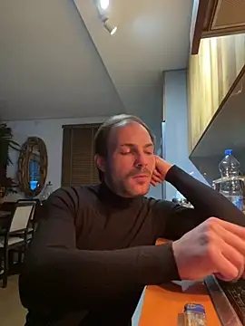 Adventurehotman online show from 12.20.24