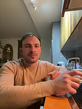 Adventurehotman online show from 12.22.24