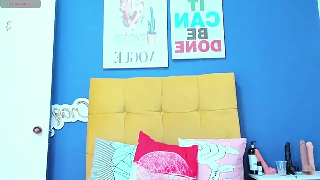 Snapshot of SofiaSexy_ chatting on 02.03.25 SofiaSexy  online show from 02.03.25