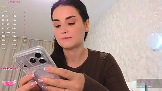 LaraSkinny online show from 03.31.26