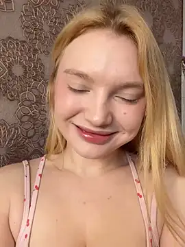 Snapshot of AmmyHot chatting on 11.05.25 AmmyHot online show from 11.05.25