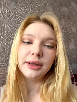 Snapshot of AmmyHot chatting on 11.06.25 AmmyHot online show from 11.06.25