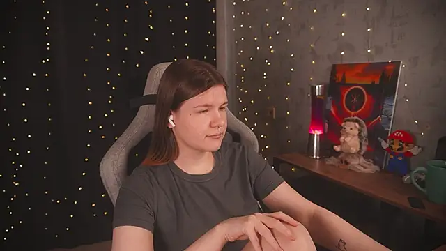 Snapshot of cuteamberlyyy chatting on 02.18.26 cuteamberlyyy online show from 02.18.26