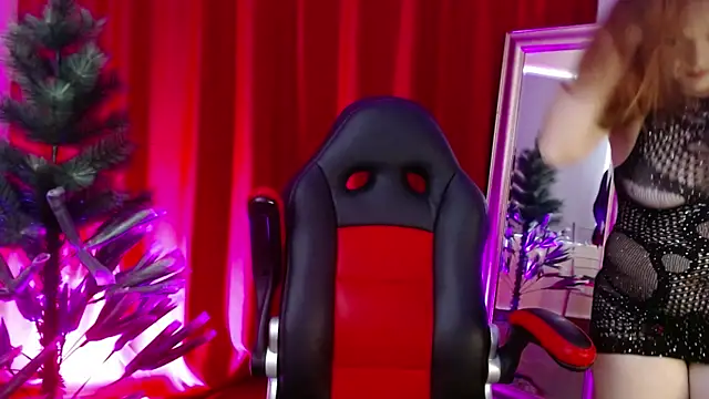 Snapshot of rubiblues chatting on 12.13.24 rubiblues online show from 12.13.24