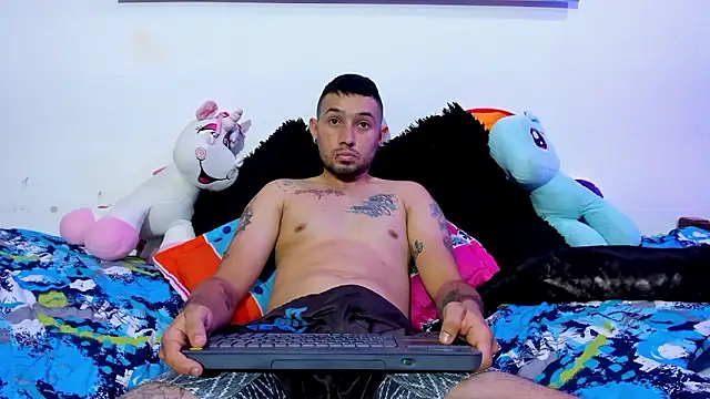 Bad Couple 1 online show from 12.04.24