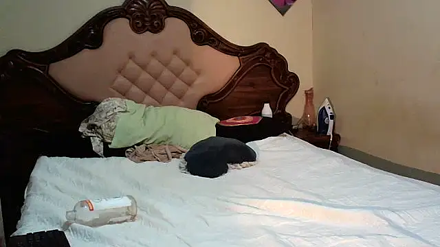 HOTBIGMELONSxx online show from 09.29.25