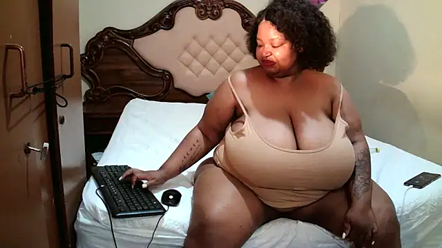 HOTBIGMELONSxx online show from 10.16.25
