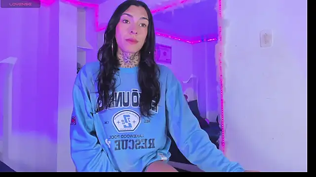 Camila Coxx online show from 10.28.25