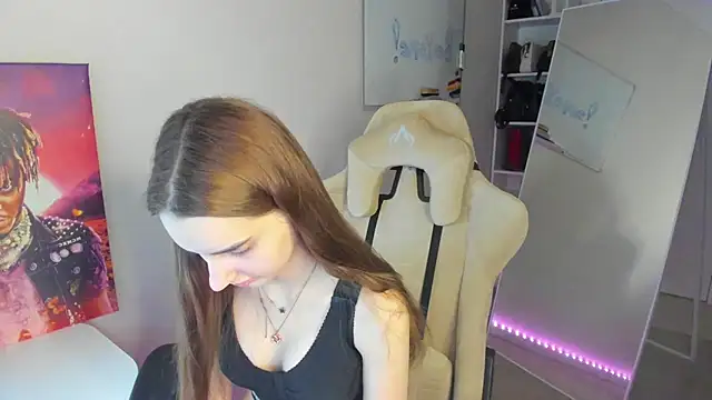   SilviaAbby   online show from 01.03.25