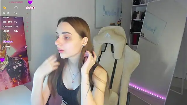   SilviaAbby   online show from 01.04.25