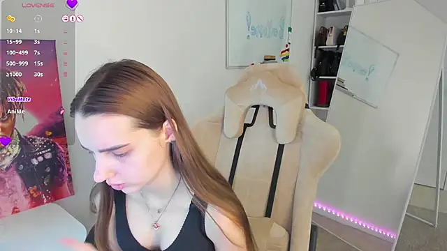   SilviaAbby   online show from 01.05.25