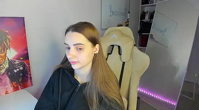   SilviaAbby   online show from 01.16.25