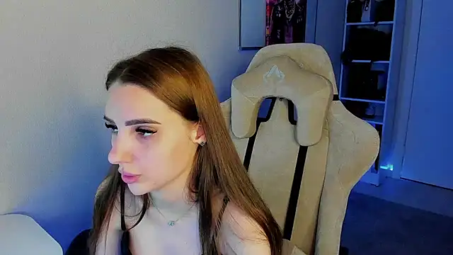   SilviaAbby   online show from 03.16.25