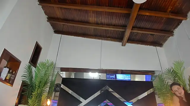 emily-fox online show from 09.12.25