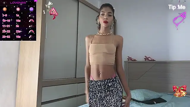 ElisaBoyer online show from 01.02.25