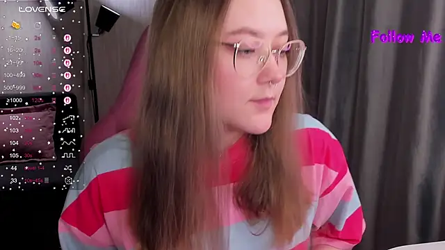 Snapshot of bunny_bubble chatting on 02.12.26 bunny bubble online show from 02.12.26