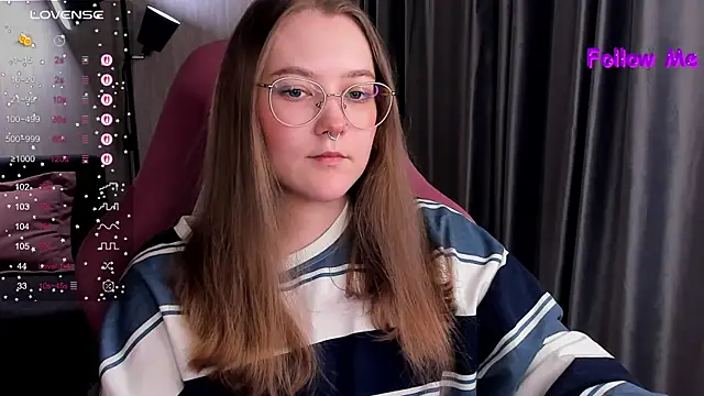 Snapshot of bunny_bubble chatting on 02.18.26 bunny bubble online show from 02.18.26