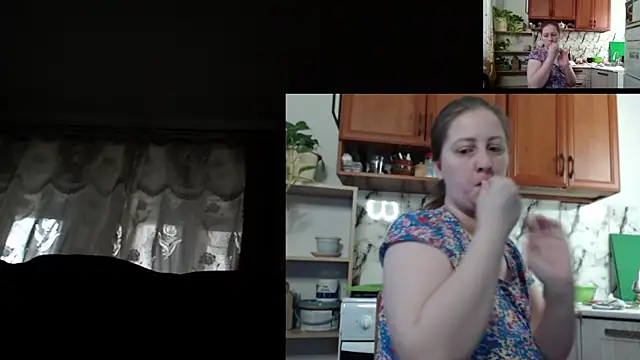 Sakura Green online show from 11.23.25