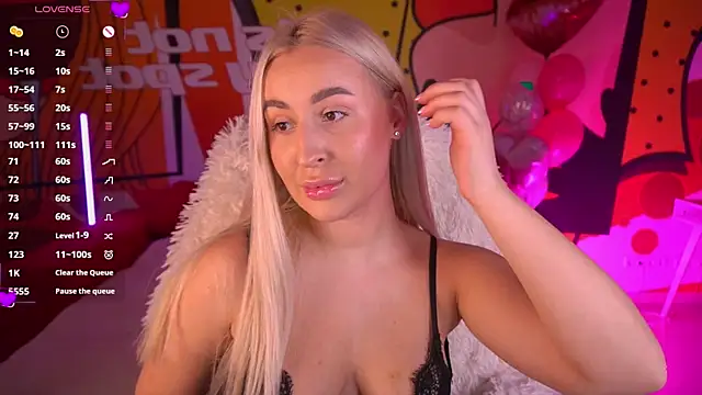 LiaBrazzerr online show from 02.20.26