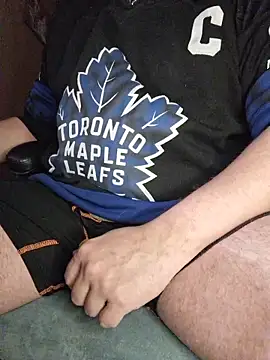 Foxyshaved online show from 11.11.25