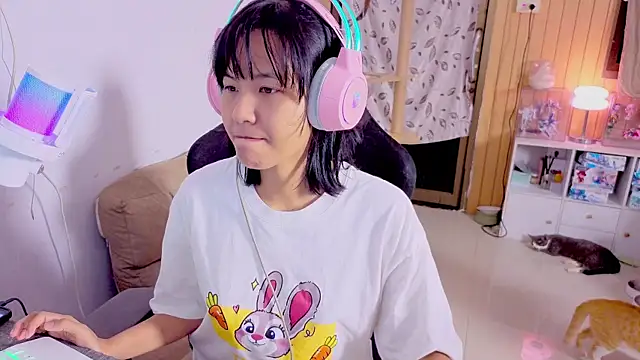 Kana G online show from 10.11.25