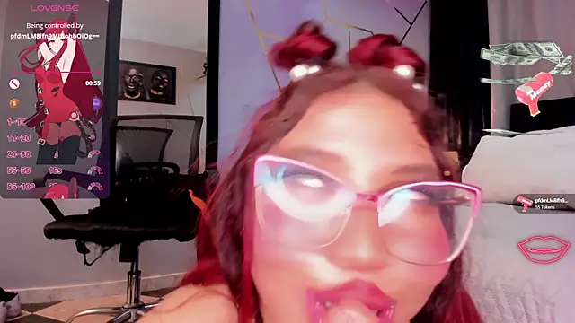 Snapshot of kyliejenner_hot chatting on 01.09.25 kyliejenner hot online show from 01.09.25