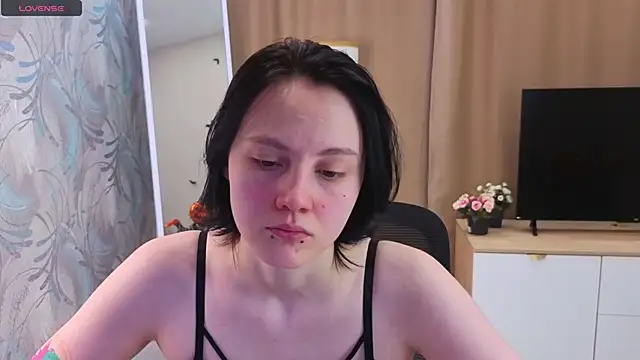 MaryCoopeer online show from 11.24.25