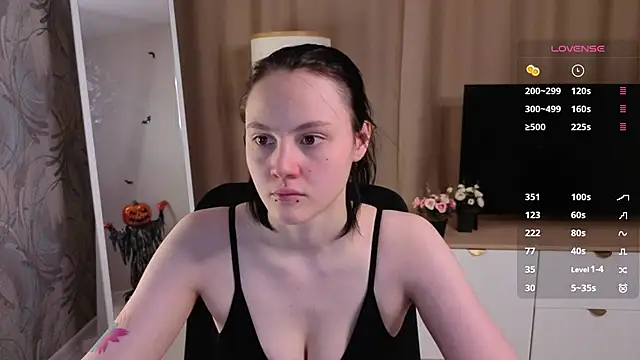 MaryCoopeer online show from 12.02.25