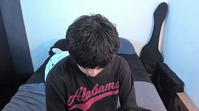 Aventure Twinks online show from 04.12.26