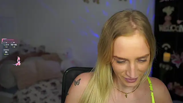 Snapshot of Nicolette__Shea_ chatting on 01.15.25 Nicolette Shea online show from 01.15.25