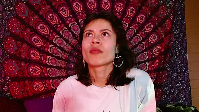 Snapshot of AbbySccott chatting on 12.24.24 AbbySccott online show from 12.24.24