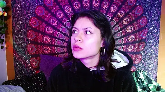 Snapshot of AbbySccott chatting on 02.01.25 AbbySccott online show from 02.01.25