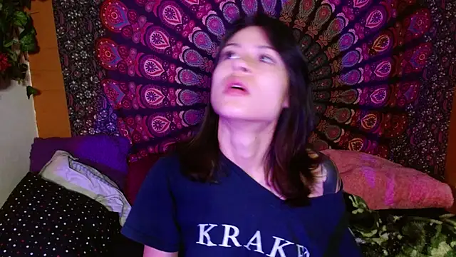 Snapshot of AbbySccott chatting on 02.14.25 AbbySccott online show from 02.14.25