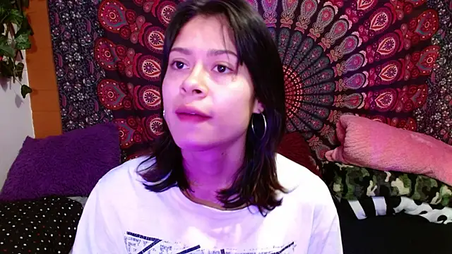 Snapshot of AbbySccott chatting on 02.18.25 AbbySccott online show from 02.18.25