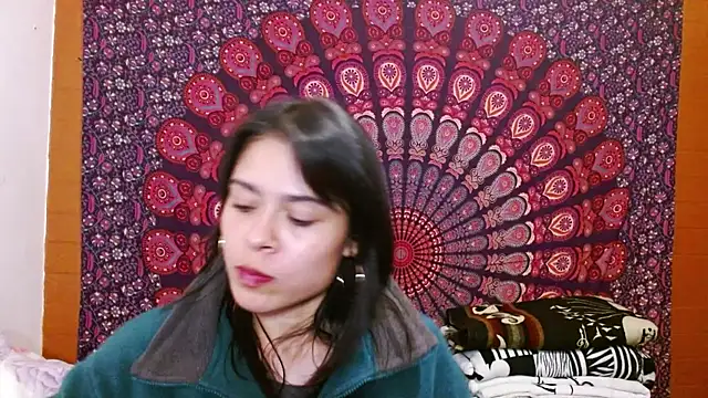 Snapshot of AbbySccott chatting on 11.21.25 AbbySccott online show from 11.21.25