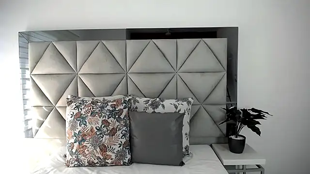 nina pons online show from 01.11.25