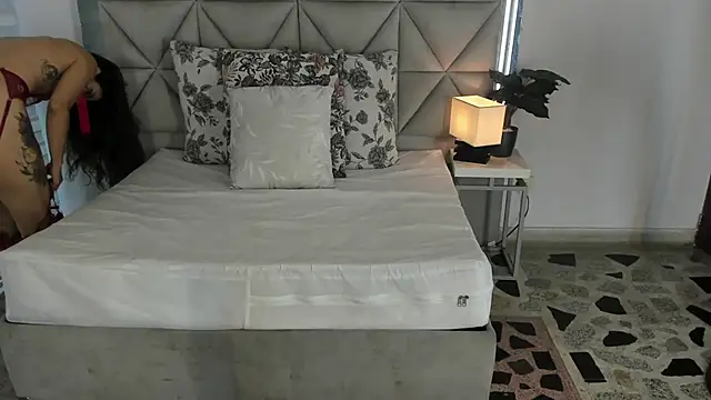 nina pons online show from 10.11.25