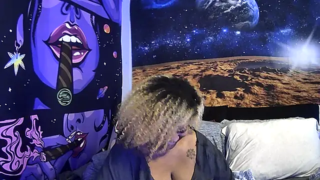 AutumnHart online show from 12.10.24