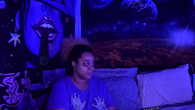 AutumnHart online show from 12.19.24