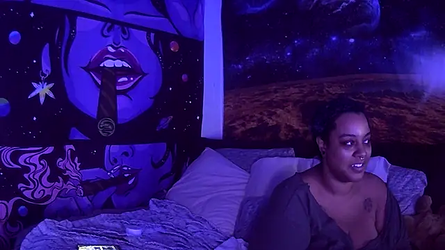 AutumnHart online show from 12.21.24